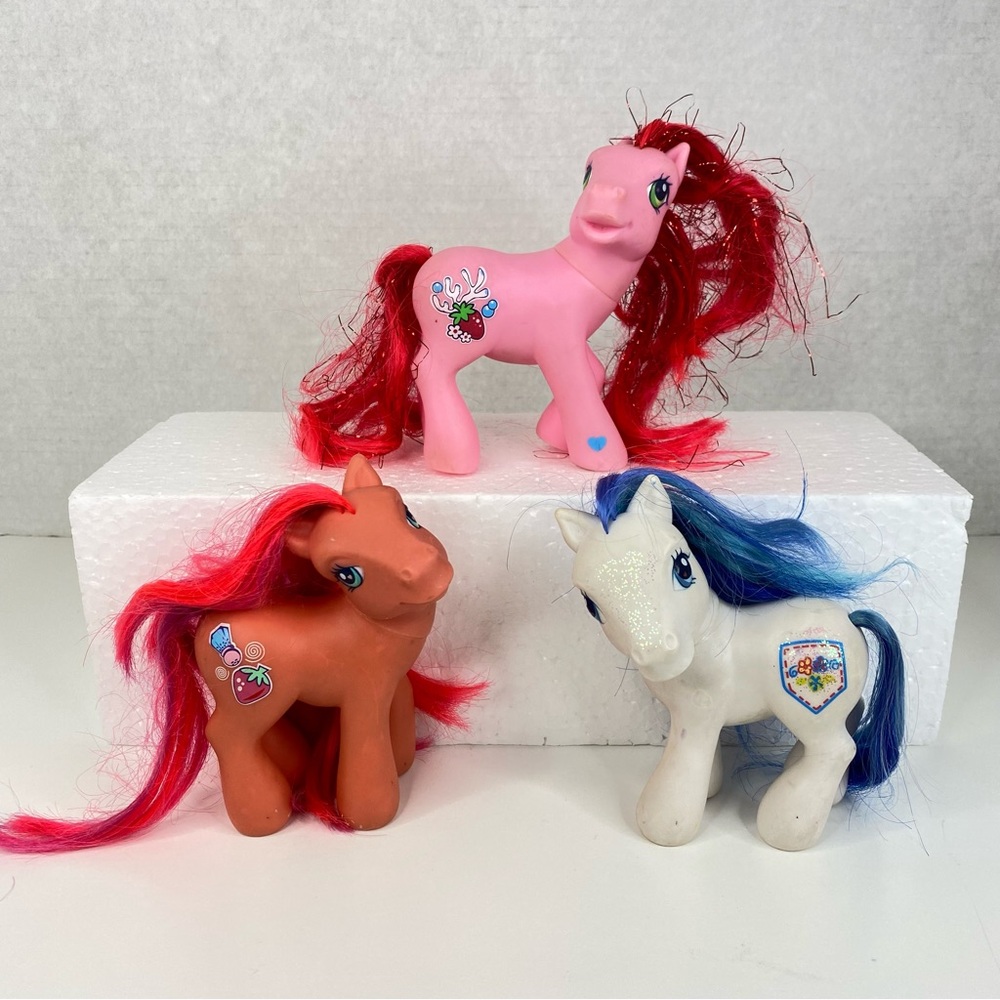 Vintage My Little Pony Generation 3 Pepperberry, Strawberry Reef and Denim Blue